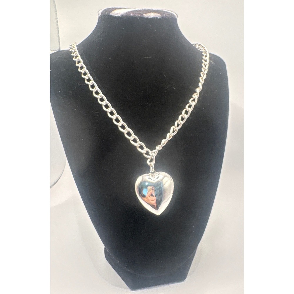 VTG Celine Dion Puffy Heart Locket Necklace 18" Silver Tone Toggle Chain Pendant